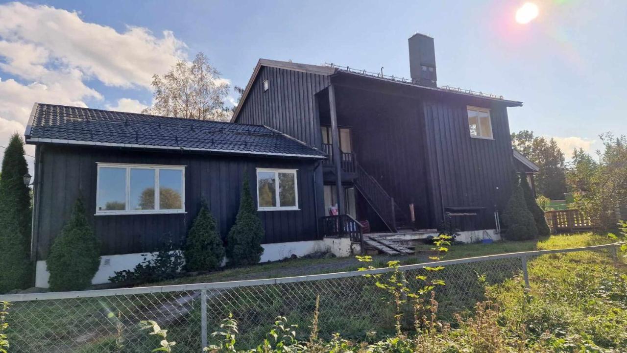 Home Express Asker Exterior photo